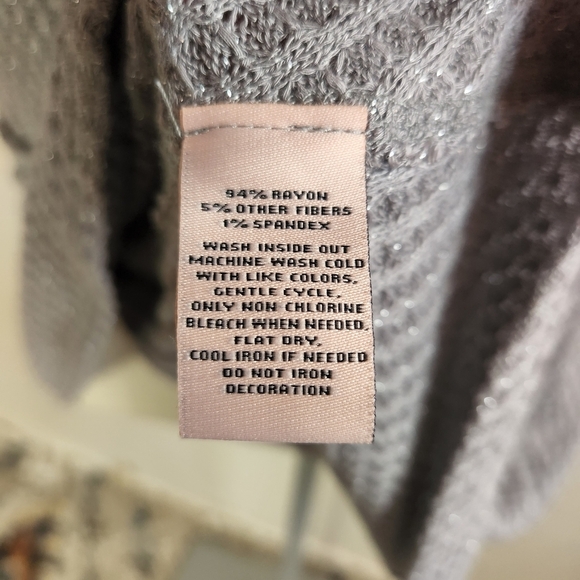 Juicy Couture Gray Waffle Top Jewelled V-Neck Tunic Sharkbite Casual Y2K Bling - Picture 9 of 10